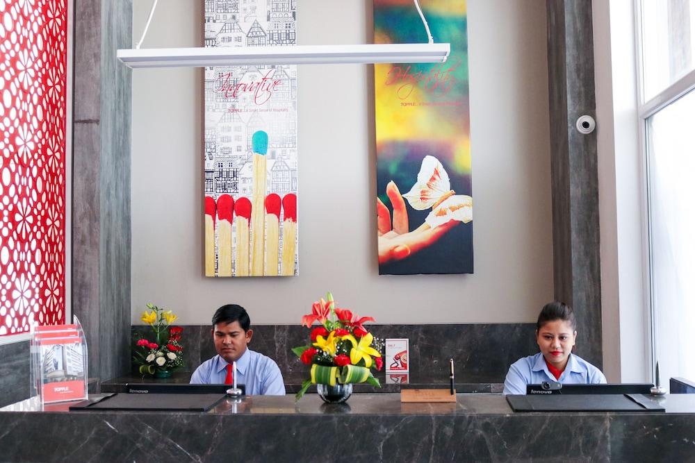 7 Apple Hotel, Vadodara Bagian luar foto